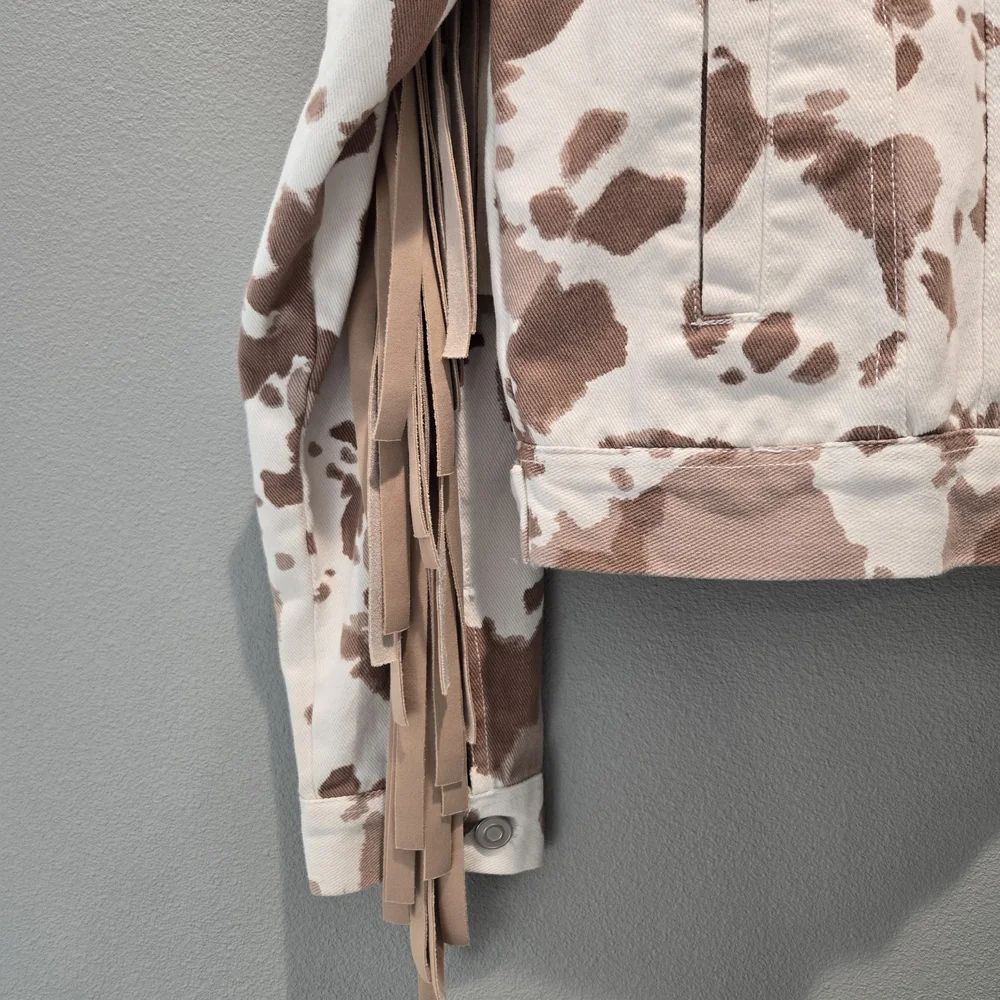 Altar'd State Cropped Fringe Cow Print Denim Cowgirl Rodeo Jean Jacket Size XS - Picture 3 of 4